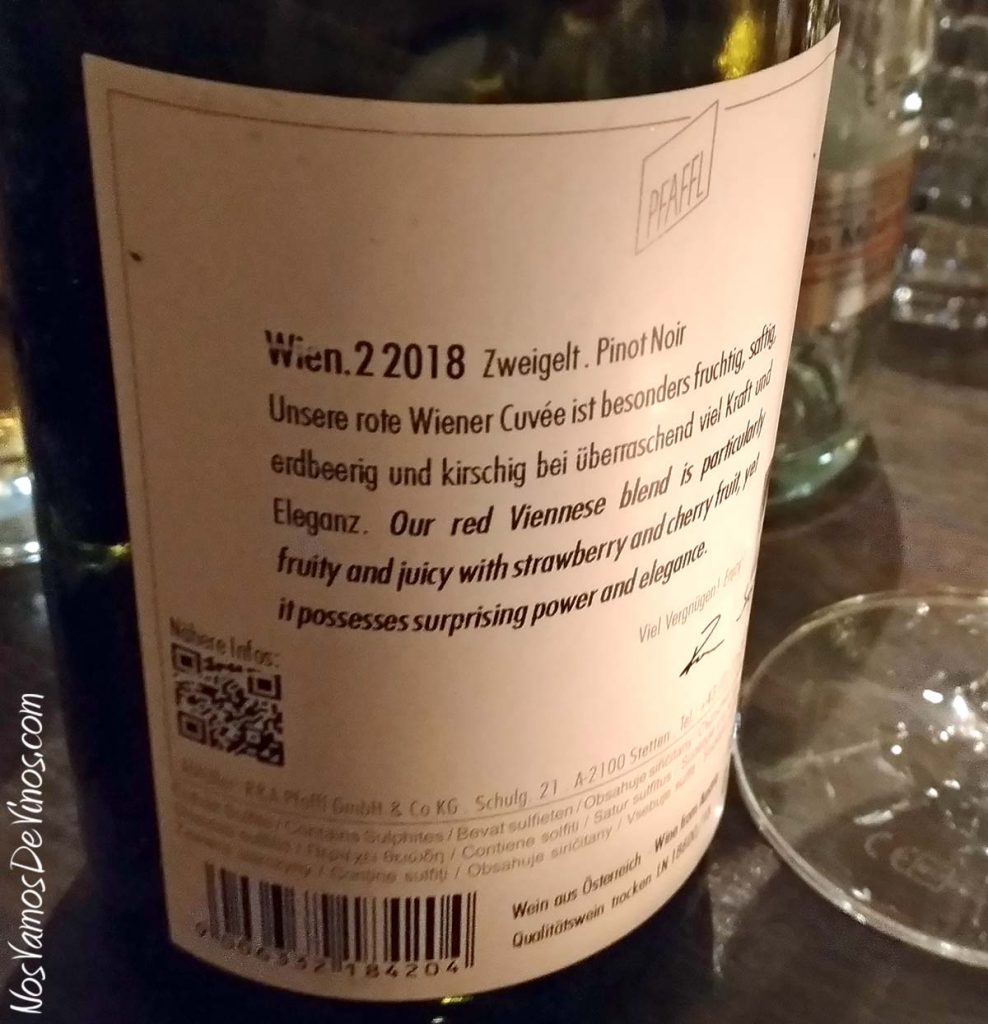 R A Pfaffl Wien 2 Zweigelt Pinot Noir 2018 Trasera