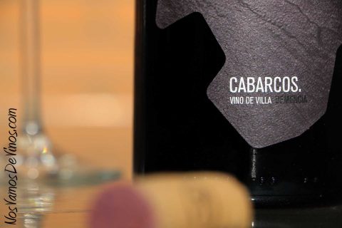 Detalle de la etiqueta de Cabarcos 2020 Vino de Villa Demencia