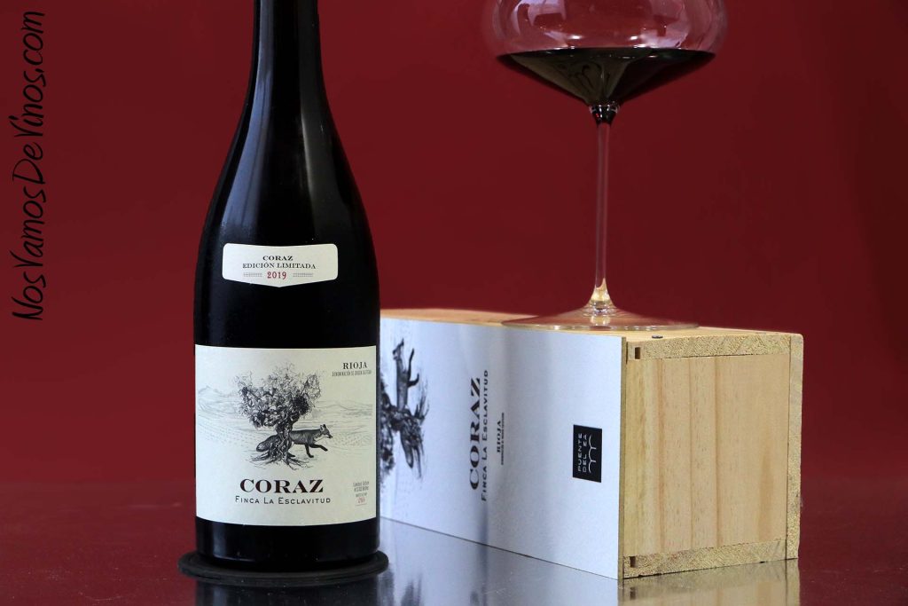Coraz Finca La Esclavitud 2019. Botella y caja de madera
