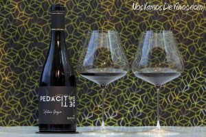 Pedacitos de ti by Antonio Orozco. Mencía del Bierzo de Dominio de Tares