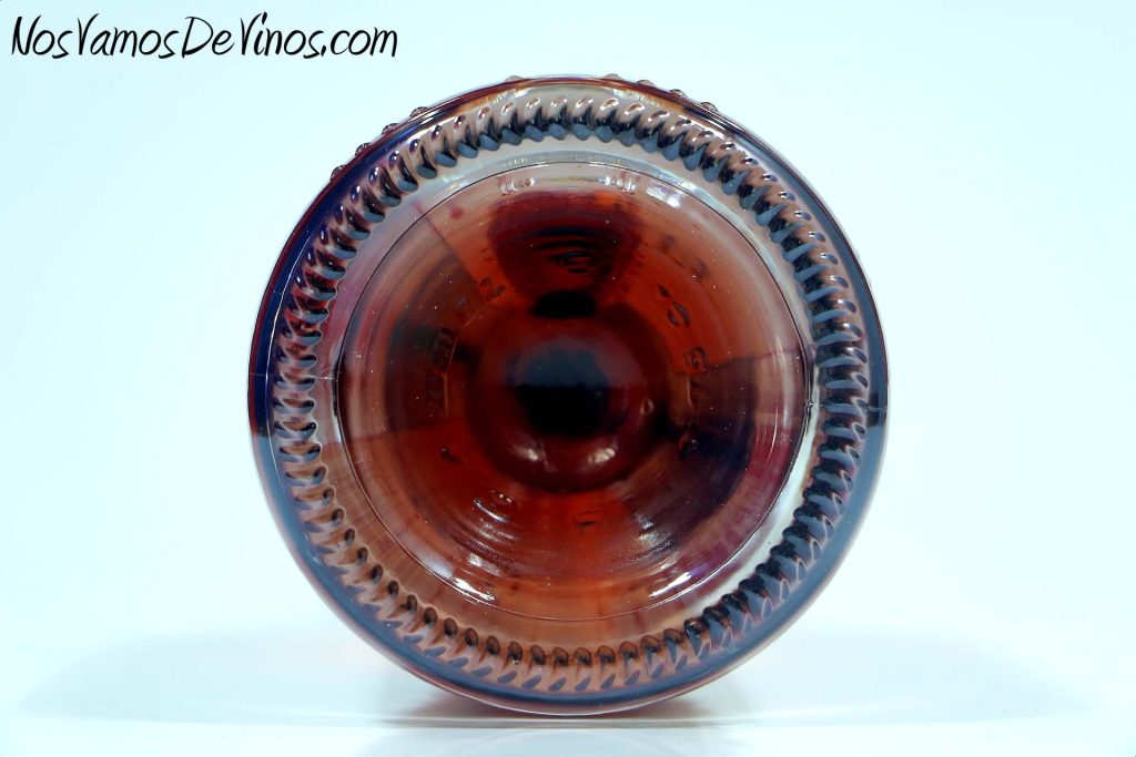 Taittinger Champagne Prestige Rosé: botella