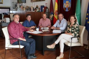 Nace la Sociedad de la Viña y el Vino de Chiclana para impulsar el sector vitivinícola local