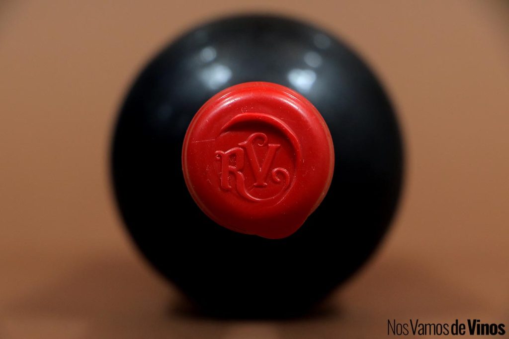 Rioja Vega Maturana 2021. Sello de la bodega.