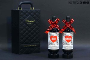 Una botella para brindar, otra para guardar: el cofre de Mensaje en una Botella son dos regalos en uno
