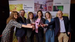 La D.O. Cariñena cierra su año como Ciudad Europea del Vino con un documental protagonizado por Samantha Vallejo-Nágera