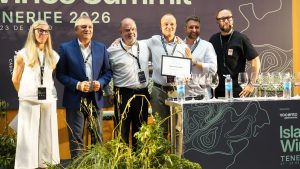 Miguel Ángel Millán primer Guardián de los Vinos de Tenerife
