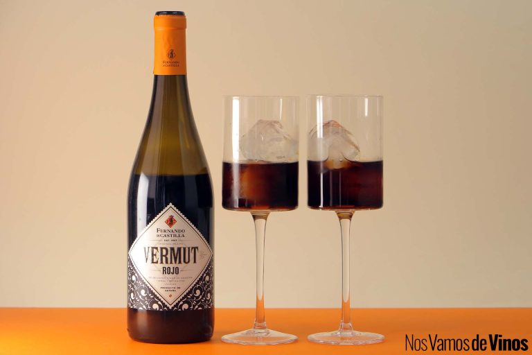 Fernando de Castilla Vermut Rojo: Un vermú clásico con base de oloroso