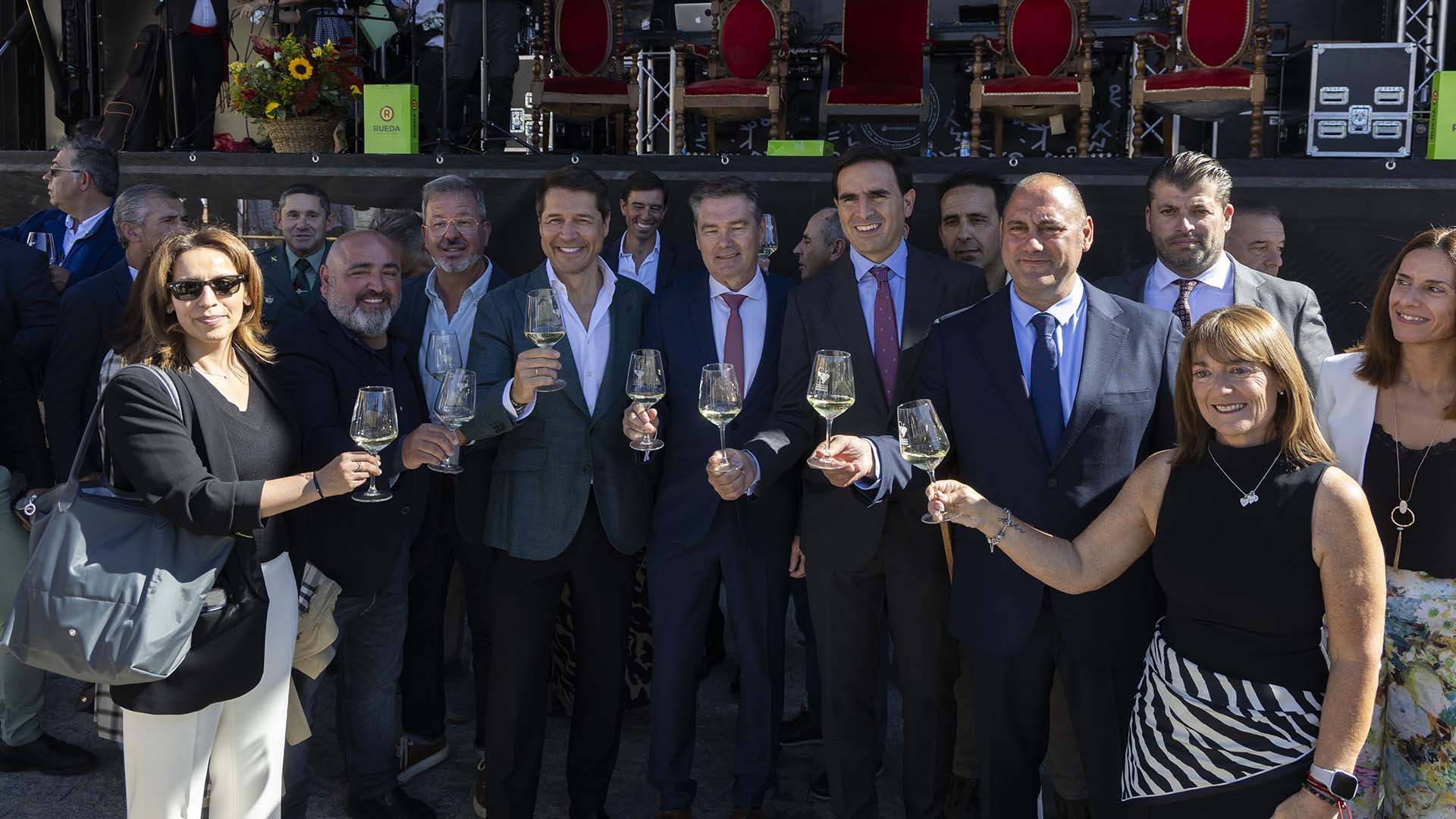 Rueda cierra su Fiesta de la Vendimia con casi 10.000 visitantes y treinta bodegas en la feria