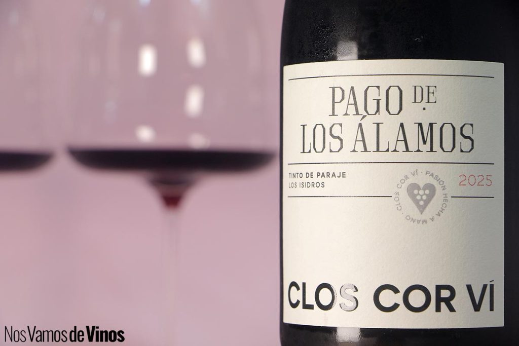 Pago de los Álamos 2025: un parcelario que reivindica la “renovación consciente” de Clos Cor Ví bajo la batuta de Javi Revert. Detalle de la etiqueta.